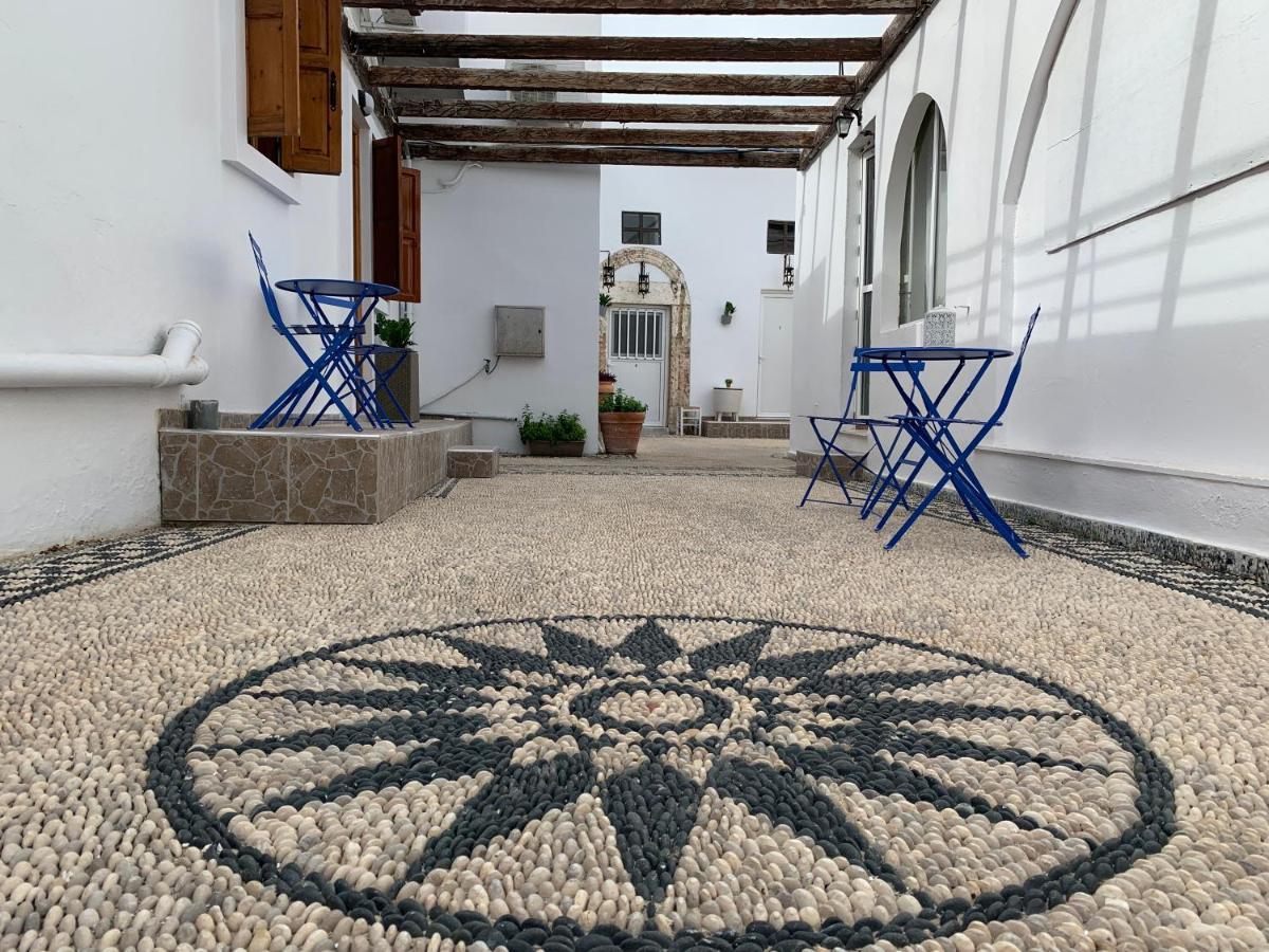 Pals Studios Lindos Extérieur photo